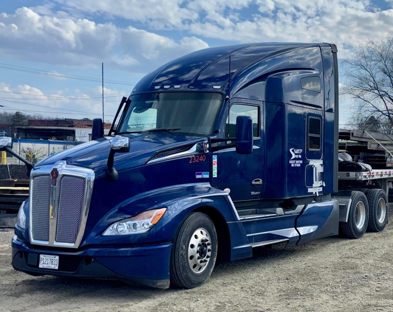 Kenworth T680 premium flatbed truck